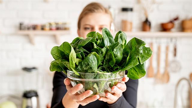 Υπάρχει η ιδανική στιγμή για να φάμε σπανάκι;