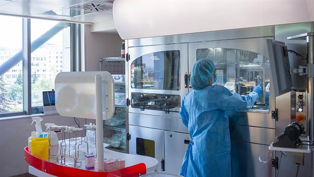 Συστήματα αυτόματοποιημένης προετοιμασίας χημειοθεραπείας σε δύο νοσοκομεία