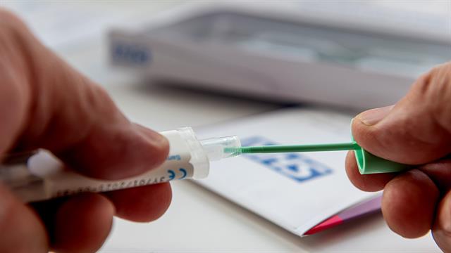 Πρόληψη καρκίνου παχέος εντέρου: Εξίσου αποτελεσματικά τεστ κοπράνων και κολονοσκόπηση