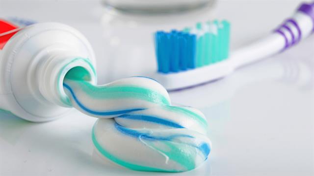Νέα οδοντόκρεμα σταματά την περιοδοντίτιδα