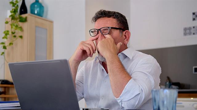 Office Eye Syndrome: Συμβουλές για καλύτερη όραση στο γραφείο
