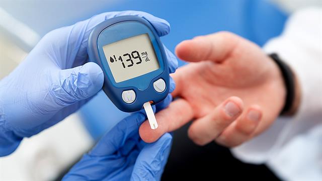 Και οι δυο τύποι διαβήτη αυξάνουν σημαντικά τον κίνδυνο άνοιας [μελέτη]