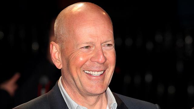 Συγκίνηση για τα 71α γενέθλια του Μπρους Γουίλις – Μηνύματα αγάπης και νέα πρωτοβουλία για τη μάχη κατά της άνοιας