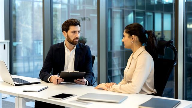 Οι πολιτικές συζητήσεις  στην εργασία υποστηρίζουν την ευεξία των εργαζόμενων