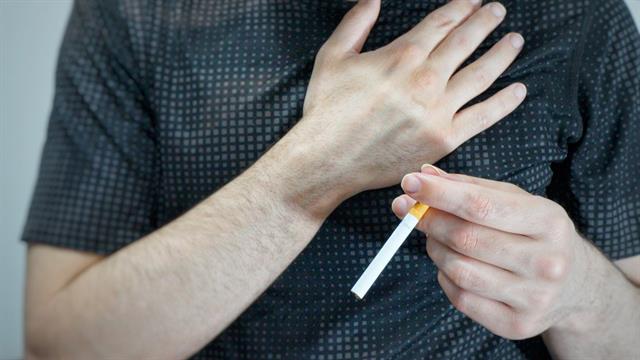 Πόσο μειώνει τον κίνδυνο νέου καρδιακού επεισοδίου η διακοπή του καπνίσματος