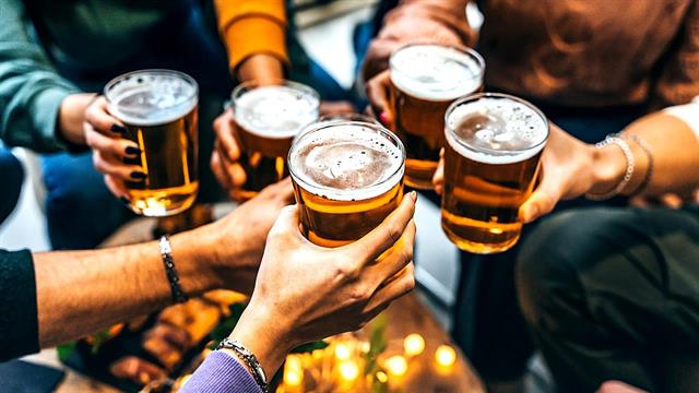 Η βαριά κατανάλωση αλκοόλ συνδέεται με καρκίνο παγκρέατος σε νεαρή ηλικία