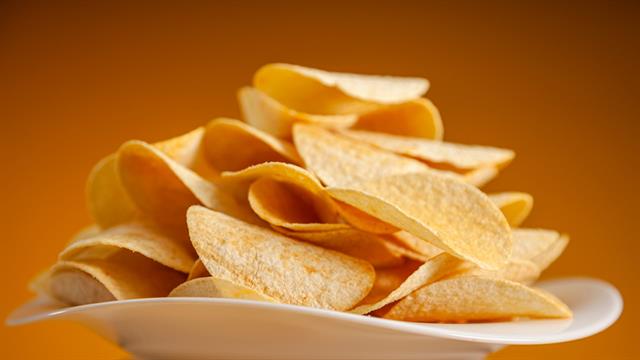 Υπερ-επεξεργασμένα τρόφιμα: Βλάπτουν τη συγκέντρωση ακόμα και όσων τρέφονται υγιεινά