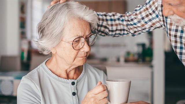 Άνοια: Συμπτώματα ανάλογα με το είδος και τη βαρύτητα της νόσου