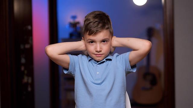 Ο θόρυβος εξελίσσεται σε σοβαρό κίνδυνο για την υγεία των παιδιών