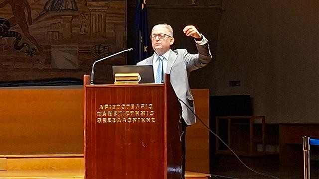Βασιλακόπουλος: Εντυπωσιακά αποτελέσματα στην επόμενη δεκαετία για τα mRNA εμβόλια κατά του καρκίνου
