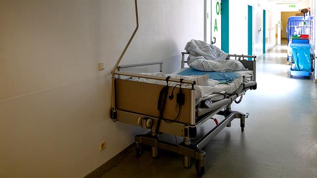 ECDC: Οδηγίες για έλεγχο λοιμώξεων από τον ιό Εμπολα σε υγειονομικούς χώρους της Ευρώπης