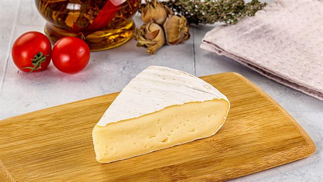 Ανακαλείται συσκευασία με τυρί brie