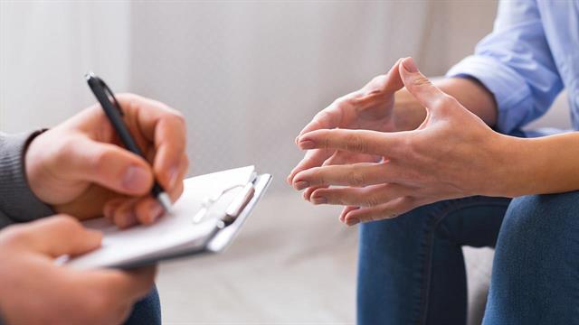 Nομοθέτηση με τη συμμετοχή των θεσμικών φορέων του κλάδου ζητούν οι ψυχολόγοι