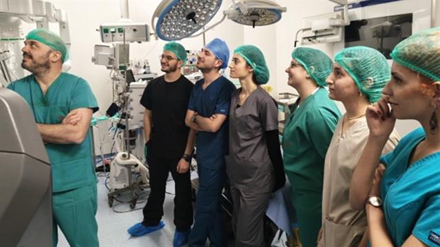 Πρώτο Ρομποτικό Workshop για φοιτητές Ιατρικής στο Metropolitan Hospital
