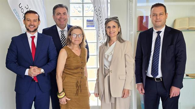 Επίσκεψη του προέδρου του ΕΟΦ στην Κύπρο