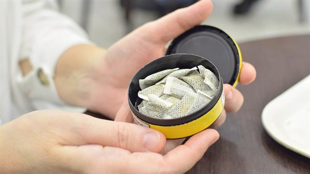 Μπορούν τα φακελάκια νικοτίνης (pouches) να οδηγήσουν το μέλλον της καπνοβιομηχανίας;