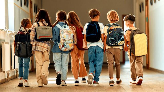 Back to school χωρίς πανικό: 6 πράγματα που αξίζει πραγματικά να προσέξεις