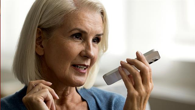 Αλλαγές στη φωνή μπορεί να είναι πρώιμο σημάδι άνοιας [μελέτη]