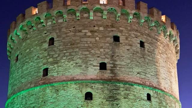 Στα πράσινα ο Λευκός Πύργος για την Ημέρα του Φαρμακοποιού