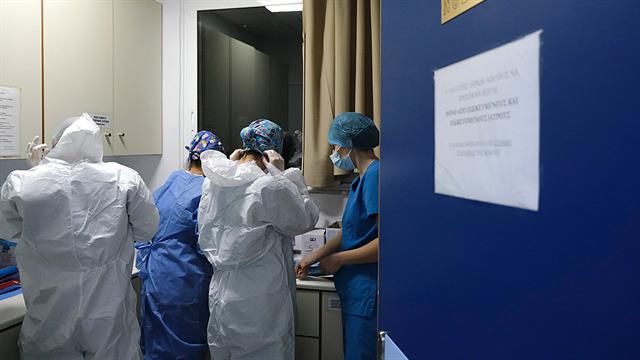 ΕΟΔΥ: Πρώτος θάνατος ασθενή με γρίπη - Ανοδική τάση CoViD, χαμηλά ο RSV [πίνακας]