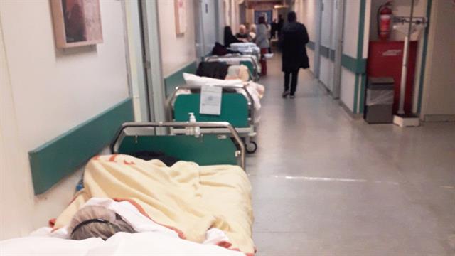 Αττικόν - καταγγελία: 1.300 ασθενείς νοσηλεύτηκαν σε ράντζα τις πρώτες 40 μέρες του φθινοπώρου