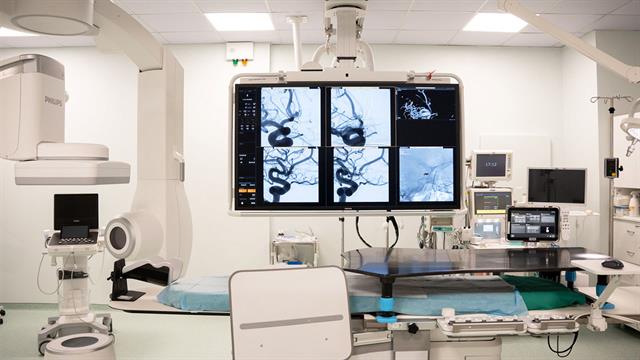 Παρουσία Γεωργιάδη τα εγκαίνια του νέου ψηφιακού αγγειογράφου στο Πανεπιστημιακό Νοσοκομείο Λάρισας