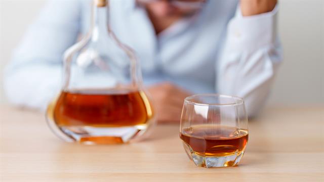 Η πείνα μπορεί να παίζει ρόλο στον εθισμό στο αλκοόλ [μελέτη]