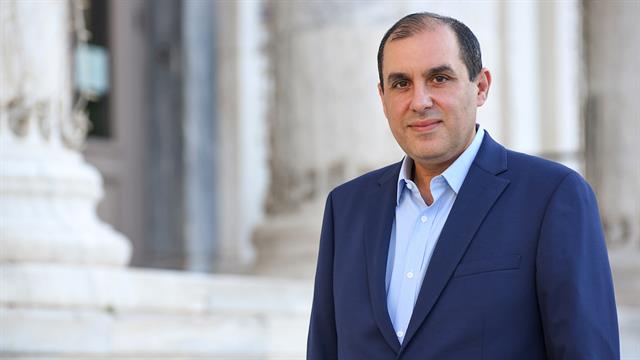 Κώστας Κατσαφάδος: Η συνταγογράφηση επιστρέφει στα ΚΑΠΗ του Πειραιά