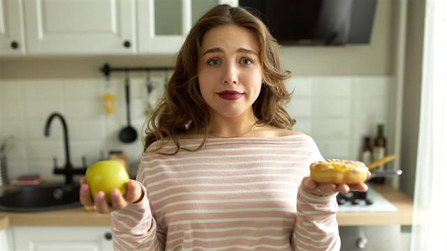 Πώς θα ελέγξετε το μέγεθος της μερίδας στο σπίτι