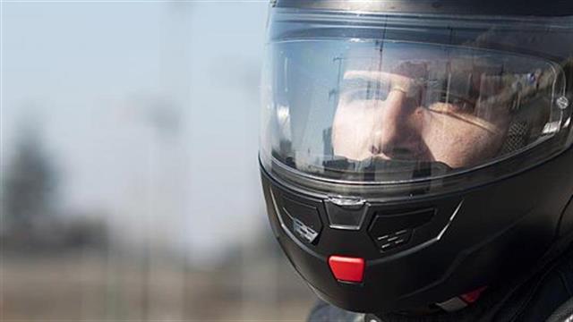 Η αλήθεια για τα κράνη και τον προστατευτικό τους ρόλο στα ατυχήματα