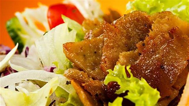 Σουβλάκι: Μια...τυλιχτή ιστορία