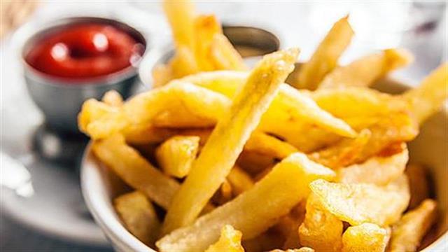 Οι κακές συνήθειες που ανεβάζουν τη χοληστερίνη