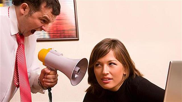 Οι κακοί εργοδότες είναι τοξικοί για την οικογένειά σας