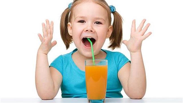 Έρευνα: Η κατανάλωση αναψυκτικών συνδέεται με επιθετικότητα στα παιδιά