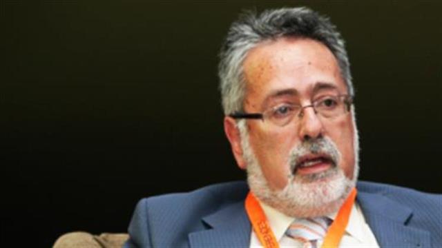 Θεοδοσιάδης: Να διαθέτουμε τα ακριβά φάρμακα, με ποσοστό κέρδους 1% έως 5%