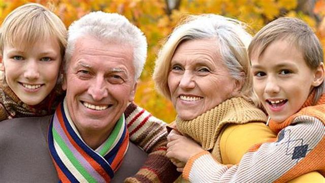 Ο ρόλος του παππού και της γιαγιάς στο μεγάλωμα του παιδιού
