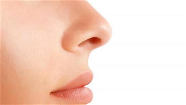 Επανόρθωση μύτης με χρήση σύνθετου μοσχεύματος