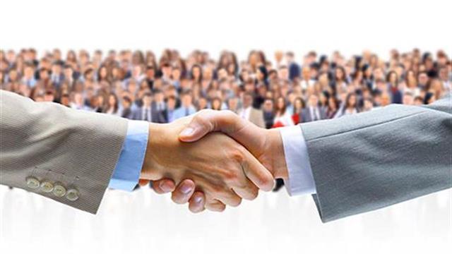 Τι δηλώνει ο τρόπος χειραψίας μας