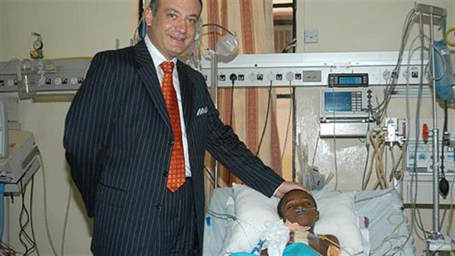 Προσφορά ζωής σε 19 παιδιά με συγγενείς καρδιοπάθειες από τον διάσημο καθηγητή Αυξέντιο Καλαγκό