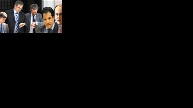 Πετούν στην τρόικα το μπαλάκι για την απελευθέρωση των ΜΥΣΥΦΑ;