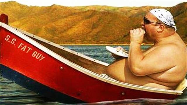 Τρόικα: Μελετά επιβολή φόρου στα τρόφιμα με υψηλά λιπαρά