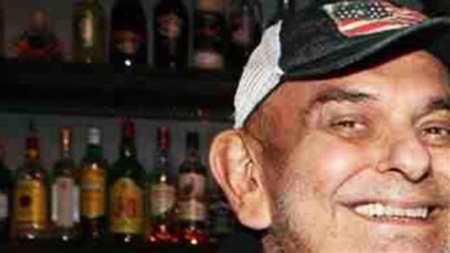 Συγκίνηση για τον θάνατο του Σάκη Μπουλά