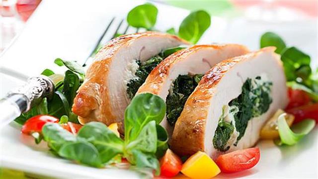 Κοτόπουλο γεμιστό με σπανάκι