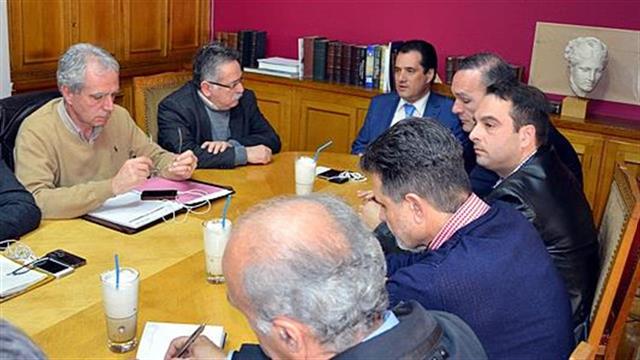 Θετικά σημάδια είδαν οι φαρμακοποιοί στη συνάντηση με τον υπουργό Υγείας