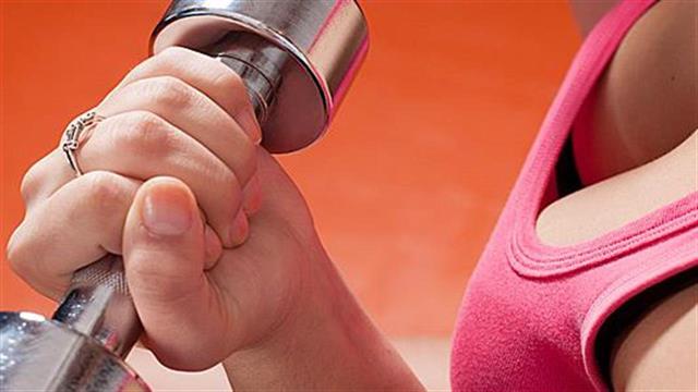 Πέντε σούπερ ασκήσεις για στητό στήθος