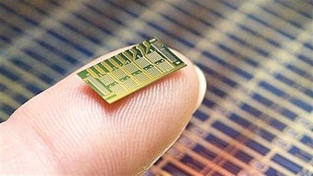 Θεραπευτική αγωγή: Πήρατε το... chip σας σήμερα;