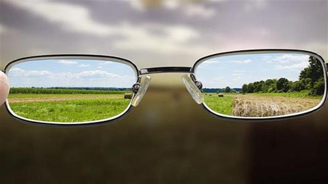 Γιατί τα βλέπω θολά; Τι σημαίνει το πιο συχνό οφθαλμικό σύμπτωμα;