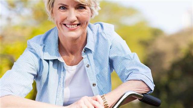 6 συνήθειες που μας γερνούν πρόωρα