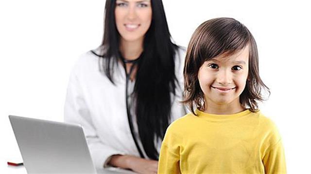 Το Laptop ωφελεί την ανάρρωση των μικρών ασθενών