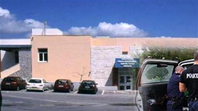 Νοσοκομείο Μολάων: Η αστυνομία ζήτησε τα στοιχεία των απεργών!